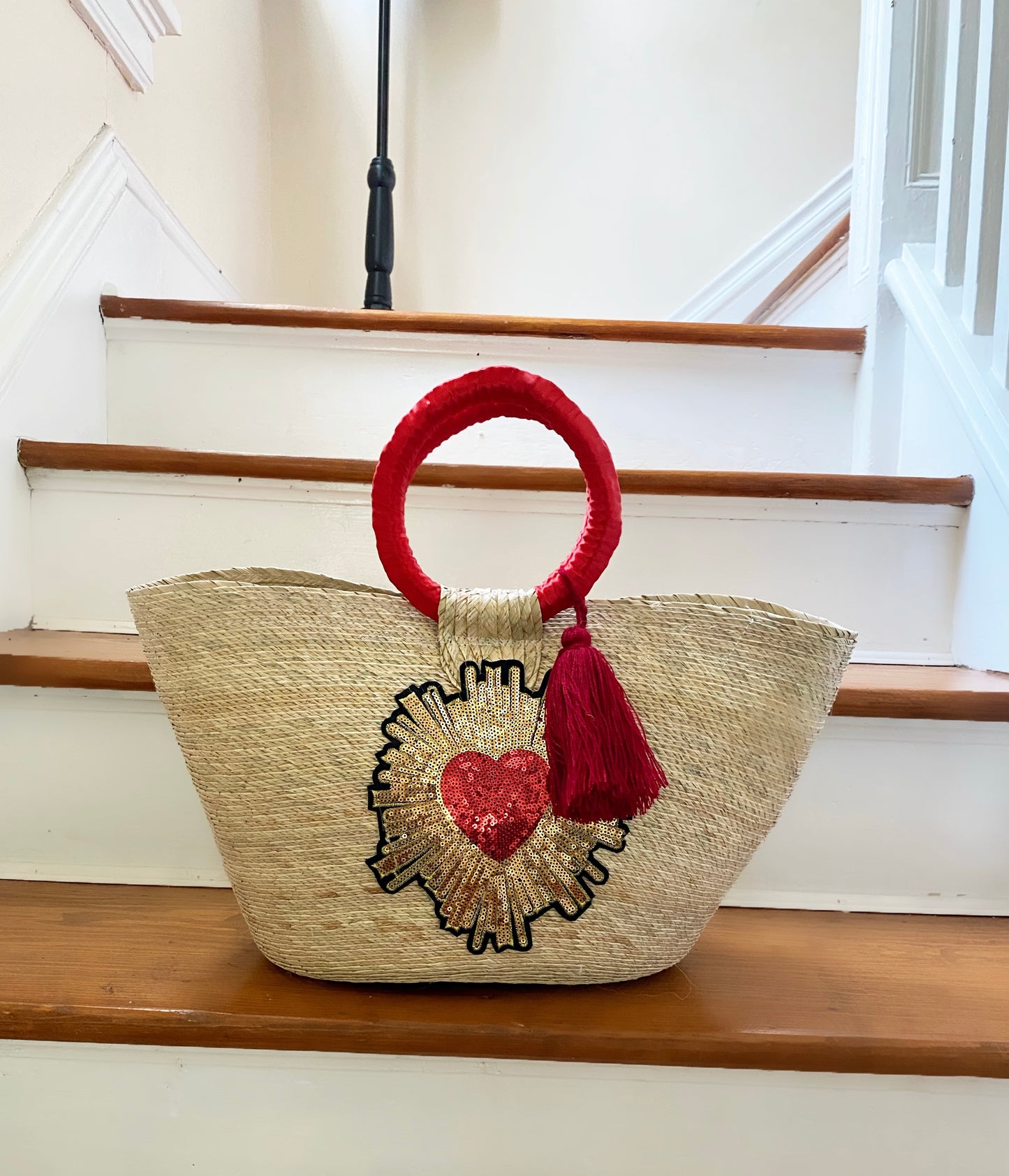 SACRED HEART STRAW BAG