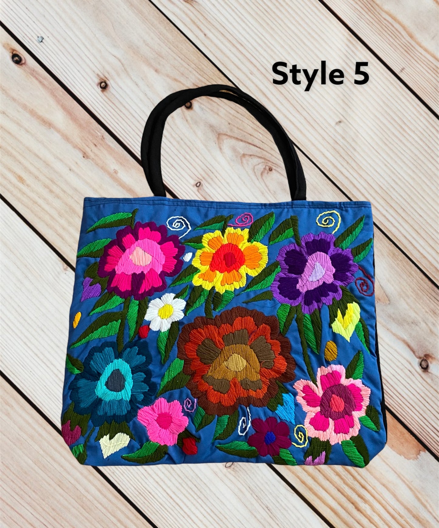 FLOR EMBROIDERED MERCADITO BAG